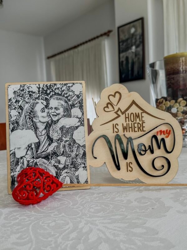 Προσωποποιημένο Πορτρέτο "Home is where my Mom is"