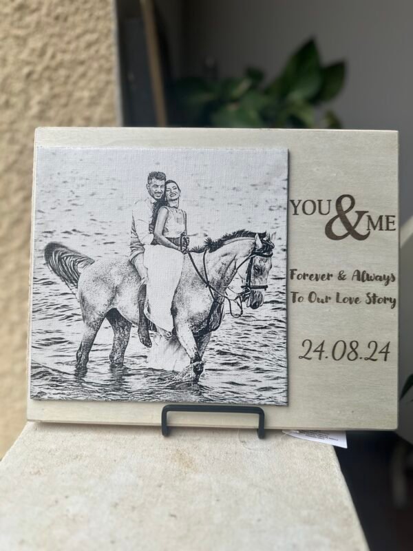 Προσωποποιημένο Ξύλινο Κάδρο με Χάραξη Φωτογραφίας & Μήνυμα